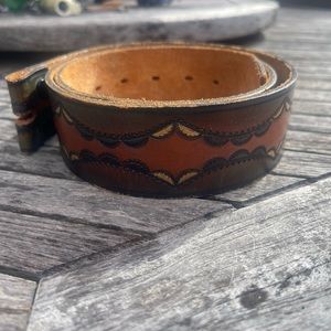 Vintage leather belt.  Hippie / Western style.